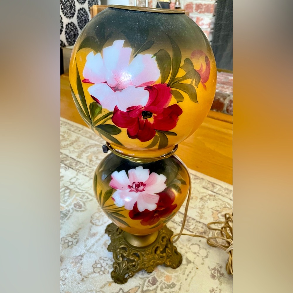 Vintage hurricane electric lamp